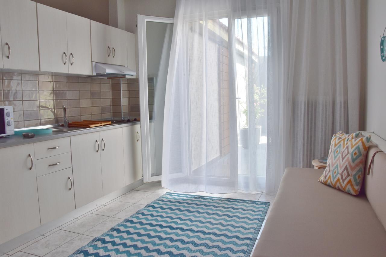 Evangelia Rooms & Αpartments - B Asproválta Exteriér fotografie